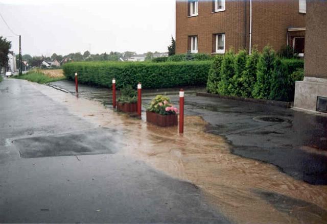 Juli 2002 -  c.jpg - Rhönweg (ehemaliger Salinger Weg) im alten Verlauf - Blickrichtung: Norden